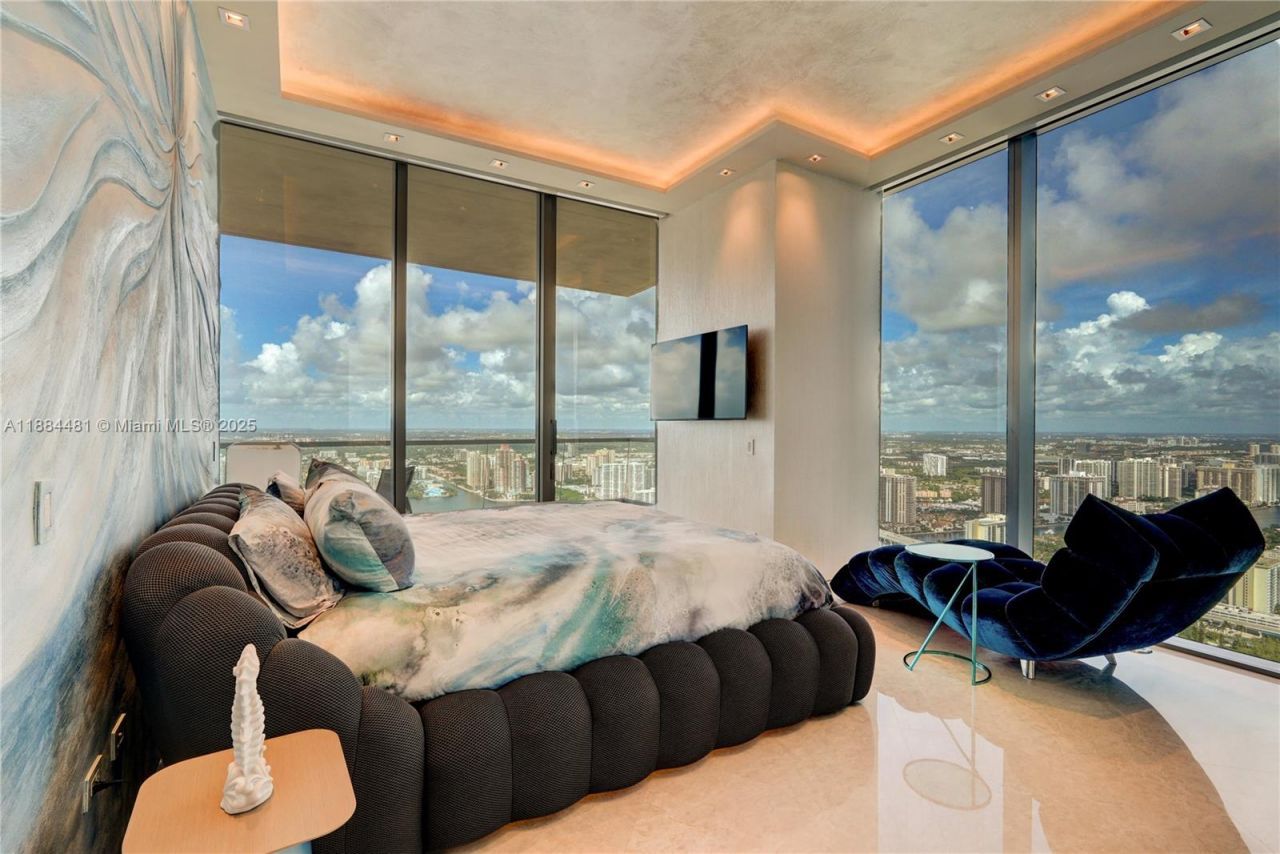 18501 Collins Ave, Unit 5001, Sunny Isles Beach, FL 33160 Photo