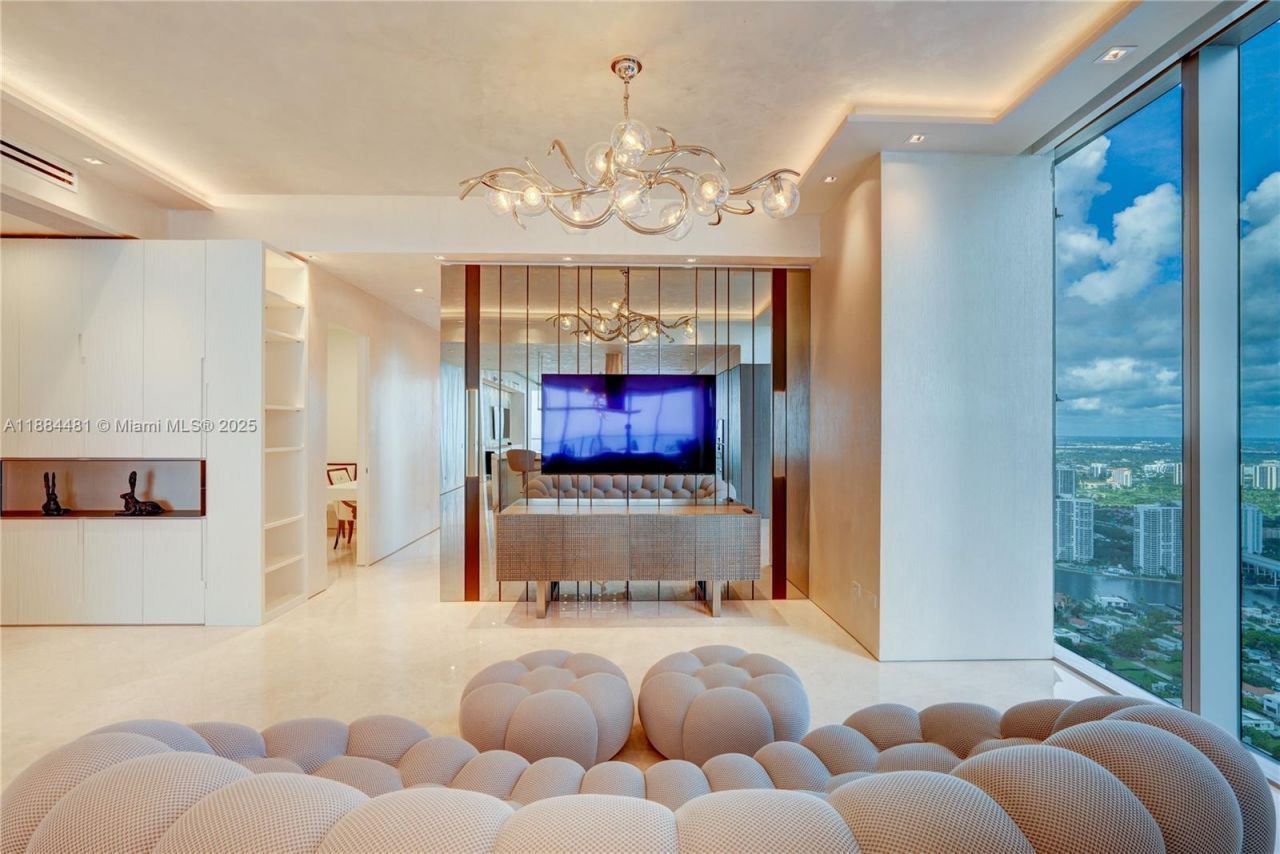 18501 Collins Ave, Unit 5001, Sunny Isles Beach, FL 33160 Photo