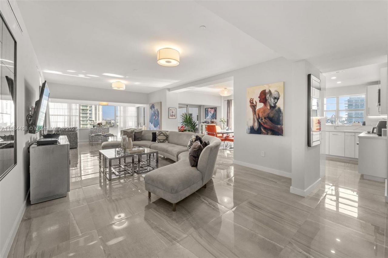 16 Island Ave, Unit 7C, Miami Beach, FL 33139 Photo