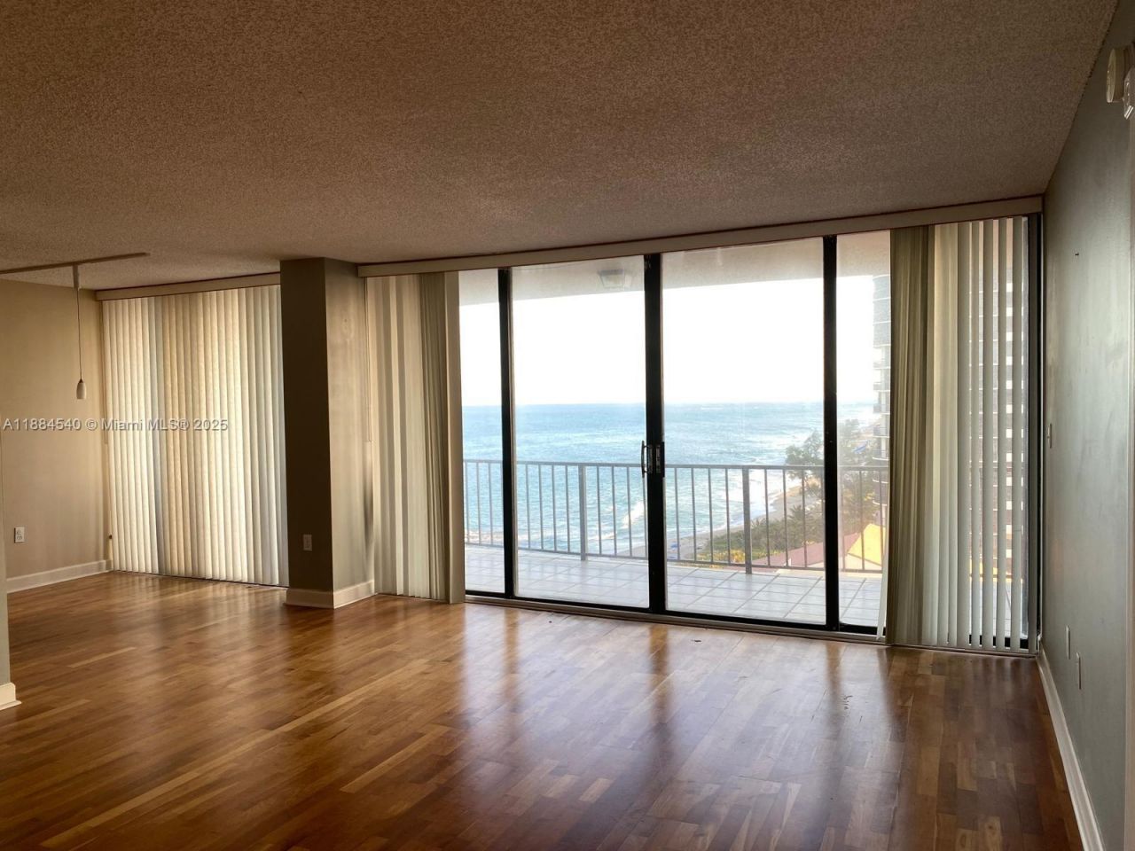 4200 N Ocean Dr, Unit 1-1103, Riviera Beach, FL 33404 Photo