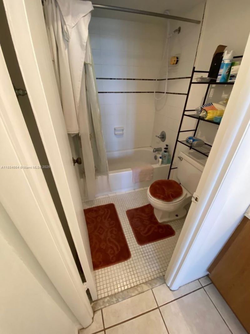 Please Call For Address, Unit 4H, Miami Beach, FL 33141 Photo
