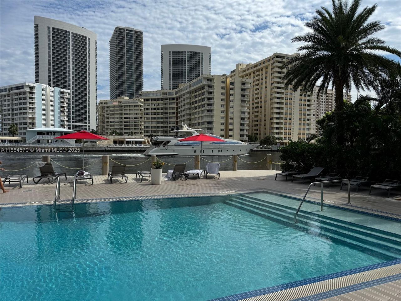 2602 E Hallandale Beach Blvd, Unit R2306, Hallandale Beach, FL 33009 Photo