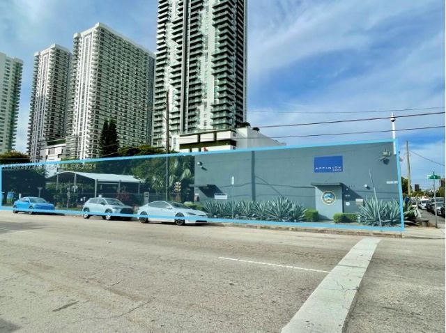 1542 NE 1st Ave, Miami, FL 33132 Photo