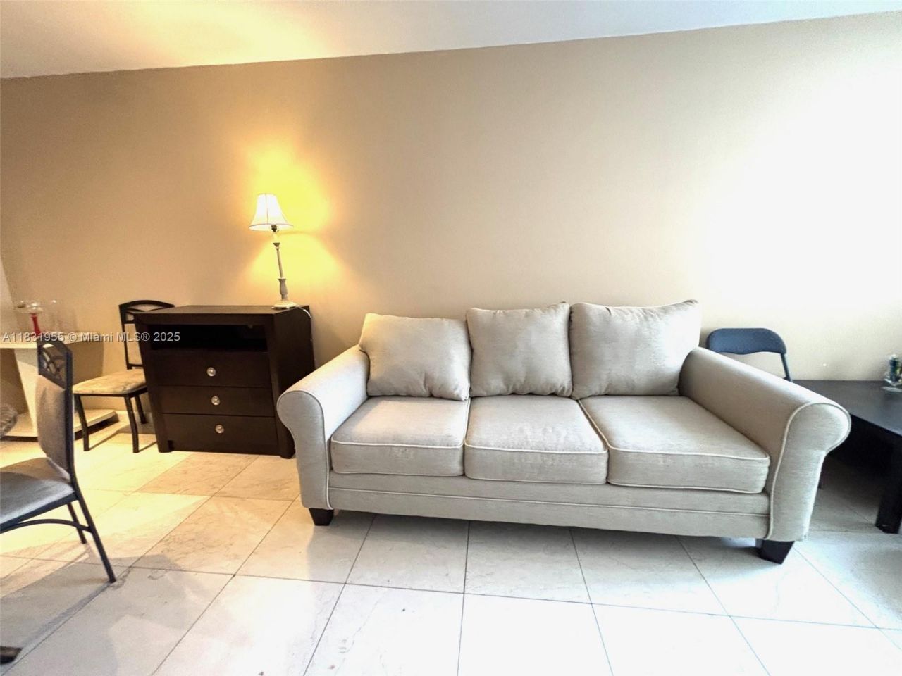 1817 S Ocean Dr, Unit 426, Hallandale Beach, FL 33009 Photo