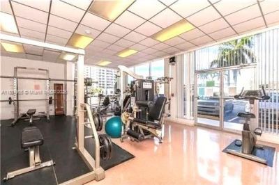 1817 S Ocean Dr, Unit 426, Hallandale Beach, FL 33009 Photo
