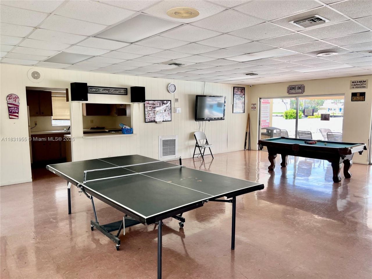 1817 S Ocean Dr, Unit 426, Hallandale Beach, FL 33009 Photo