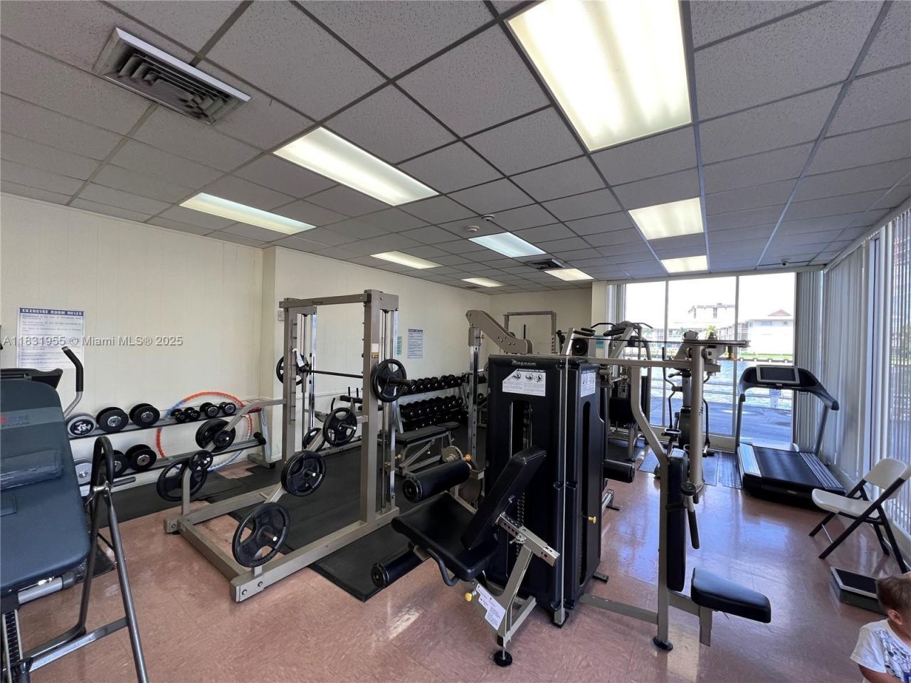 1817 S Ocean Dr, Unit 426, Hallandale Beach, FL 33009 Photo