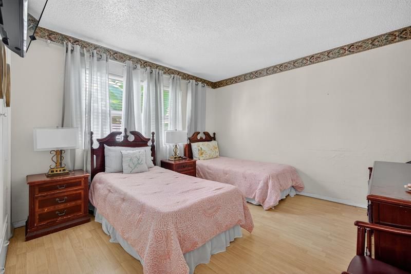 1700 NE 5 St, Fort Lauderdale, FL 33301 Photo