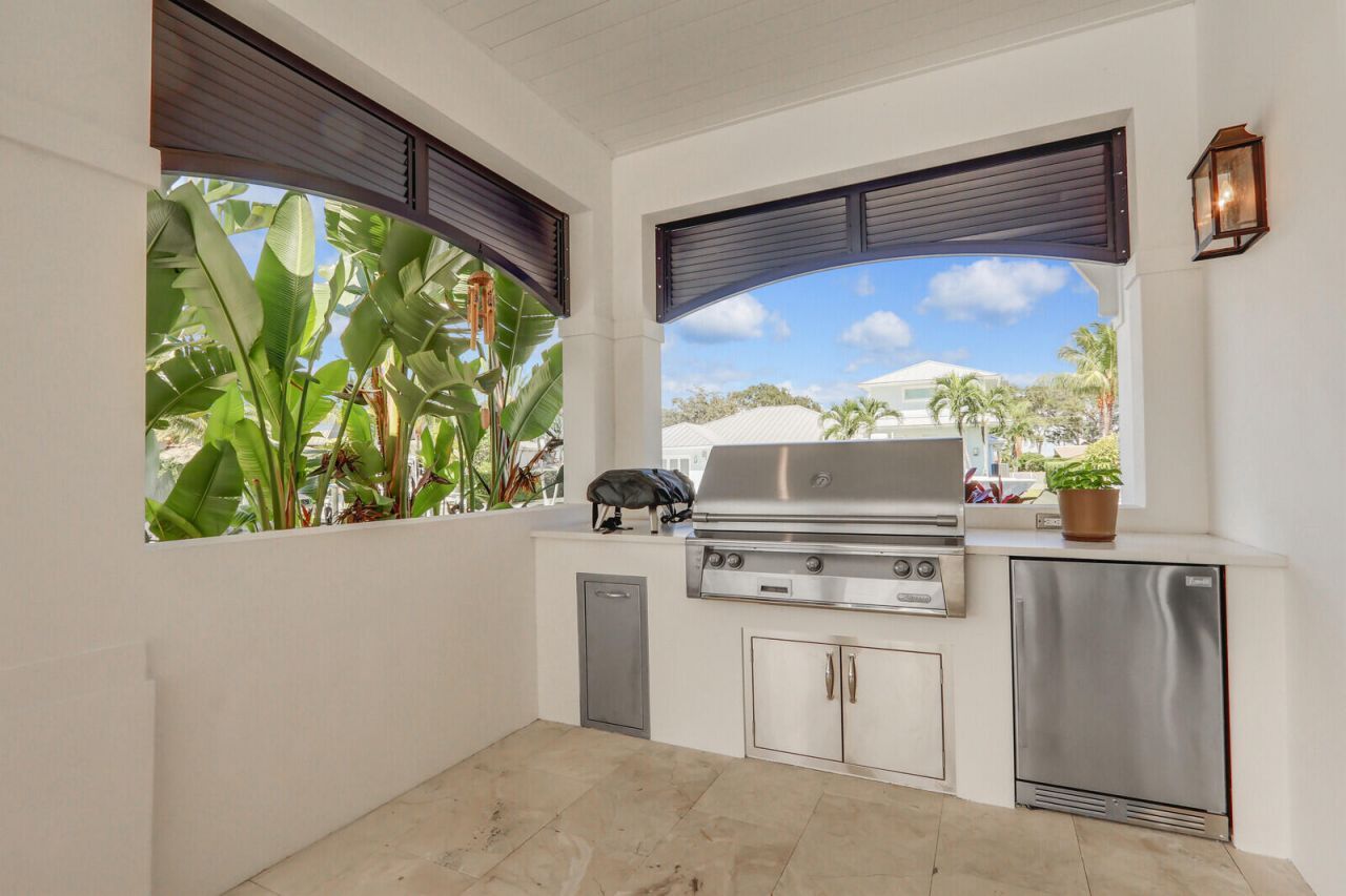 934 N Loxahatchee Drive, Jupiter, FL 33458 Photo