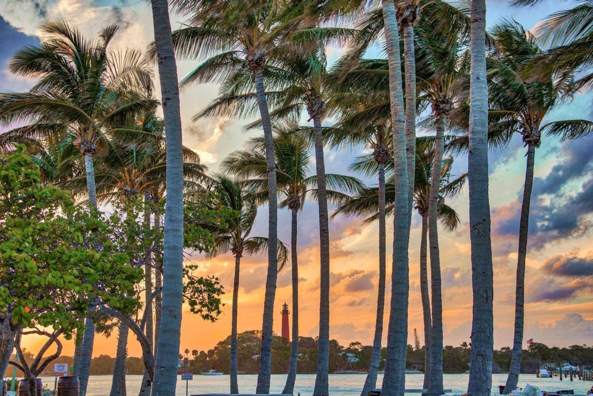 934 N Loxahatchee Drive, Jupiter, FL 33458 Photo