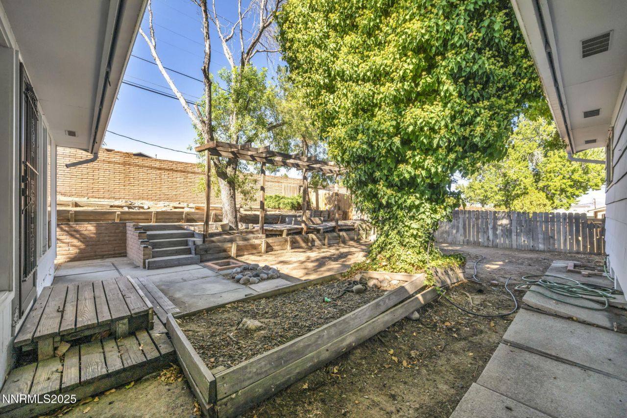3235 Bryan Street, Reno, NV 89503 Photo