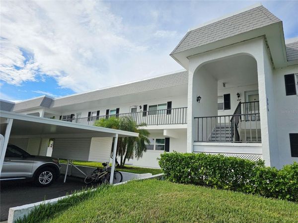 4765 INDEPENDENCE DRIVE, BRADENTON, FL 34210