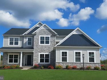 123 JENNIFER CIRCLE, HARRISBURG, PA 17112