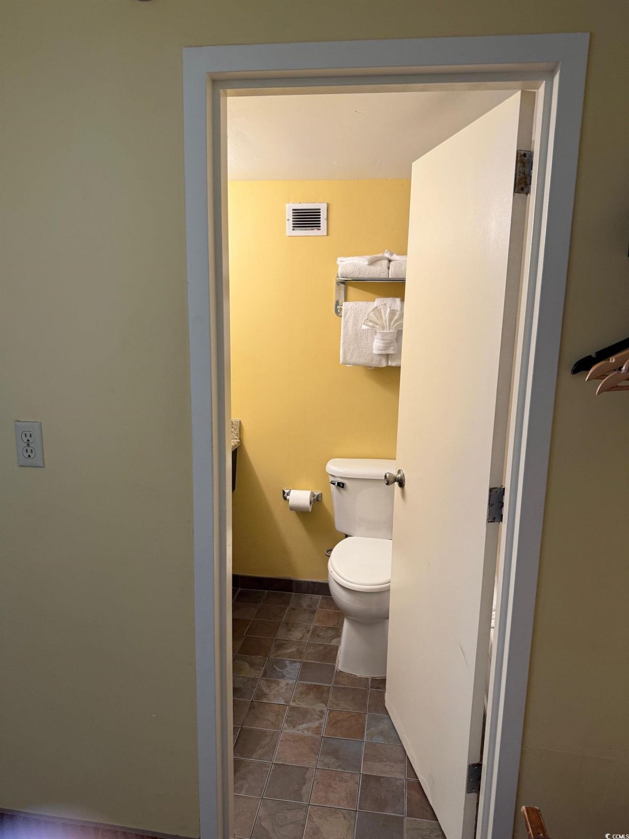 1501 S Ocean Blvd. Photo 10