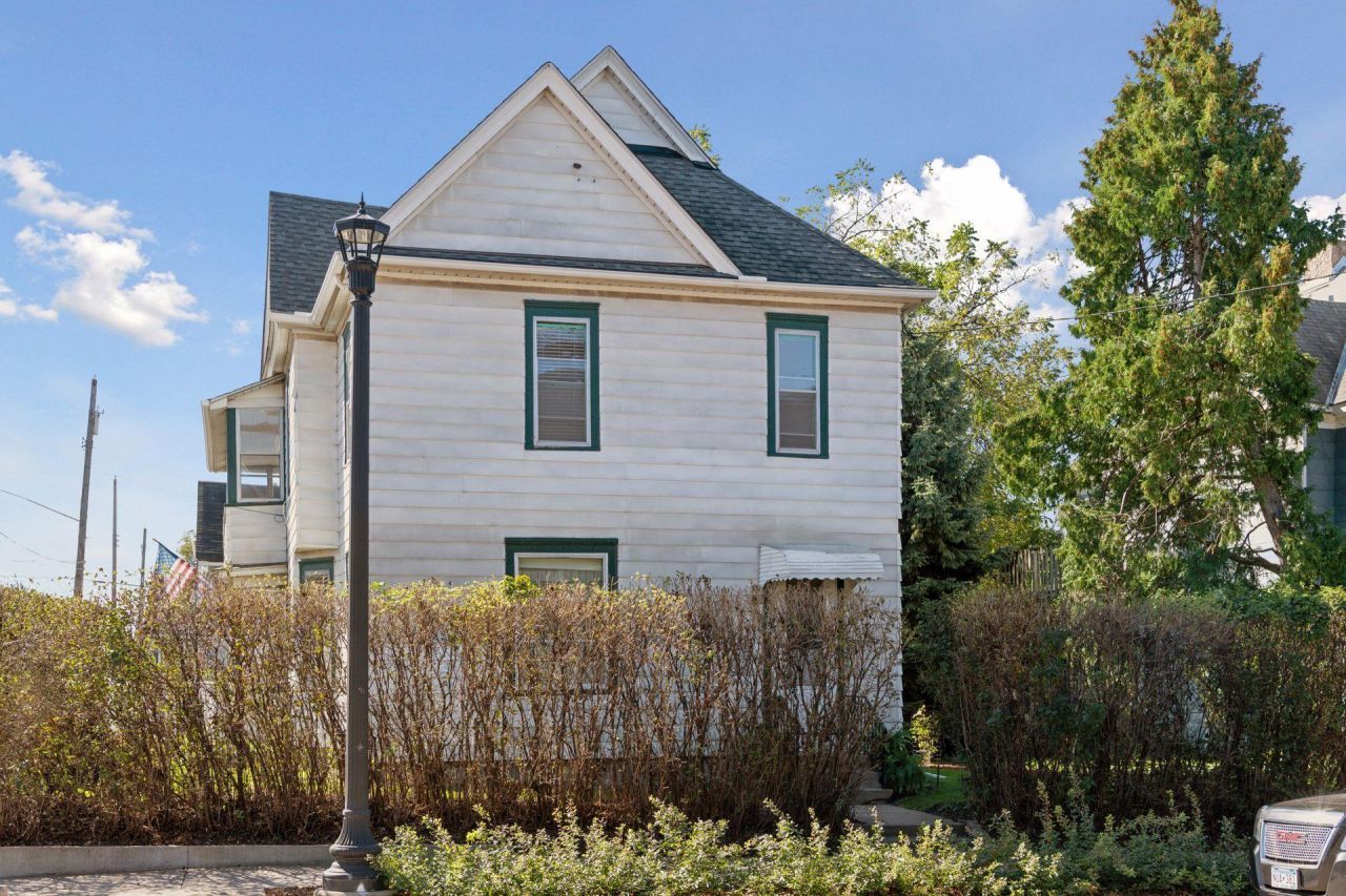 328 13th Avenue Ne, Minneapolis, MN 55413 Main Photo