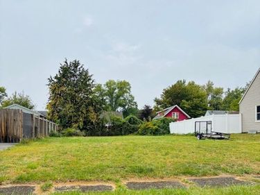 902 Chinook Avenue, Akron, OH 44305