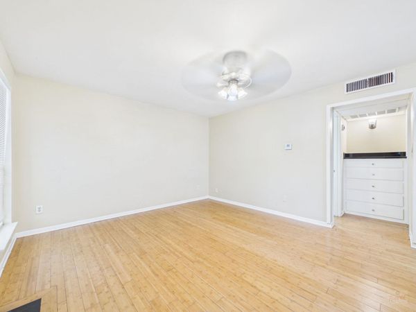 1000 W 26th ST, Unit 110, Austin, TX 78705