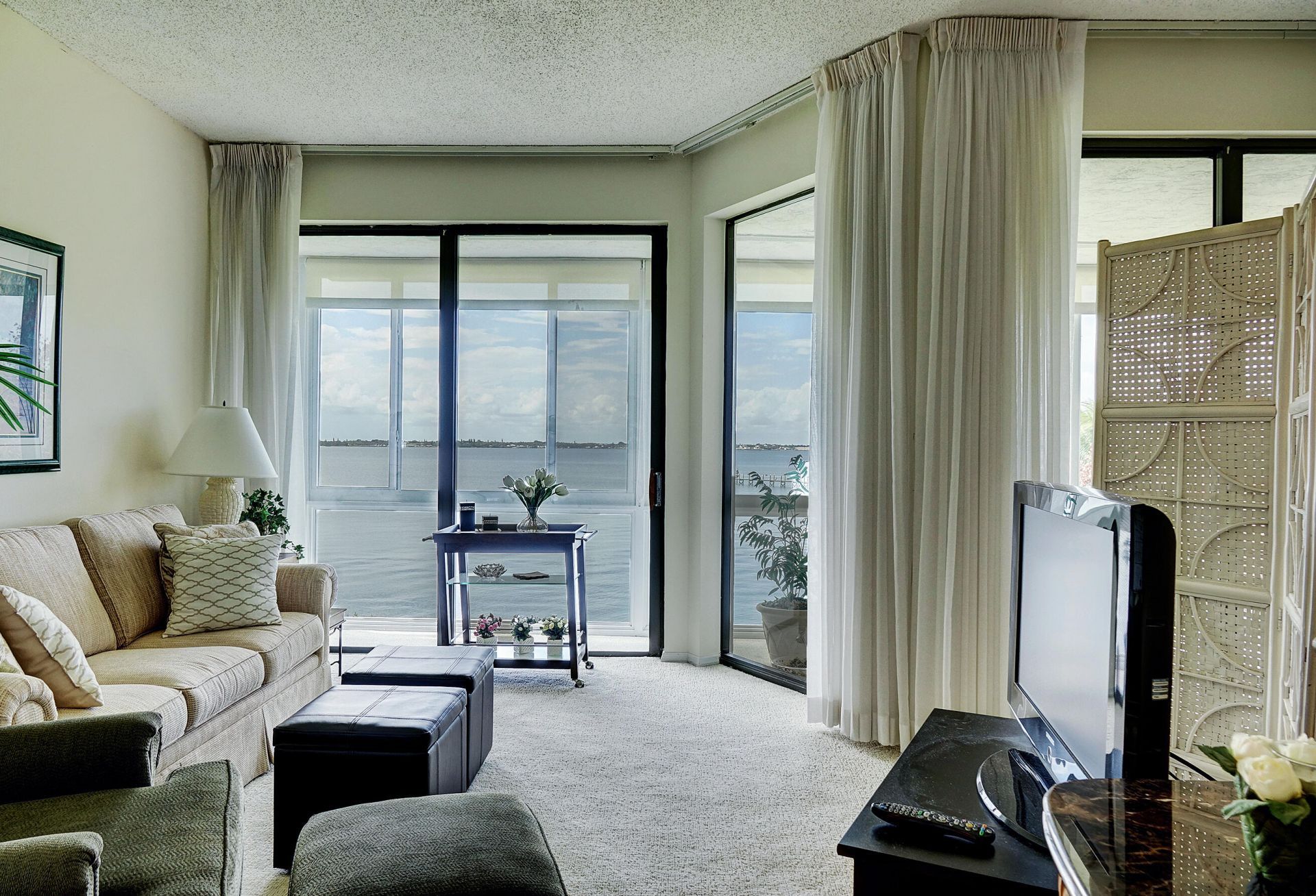 2370 NE Ocean Boulevard, Unit C305, Stuart, FL 34996 Photo