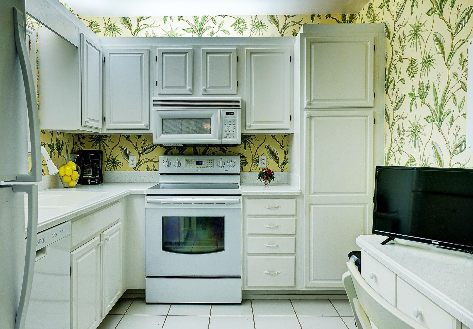 2370 NE Ocean Boulevard, Unit C305, Stuart, FL 34996 Photo