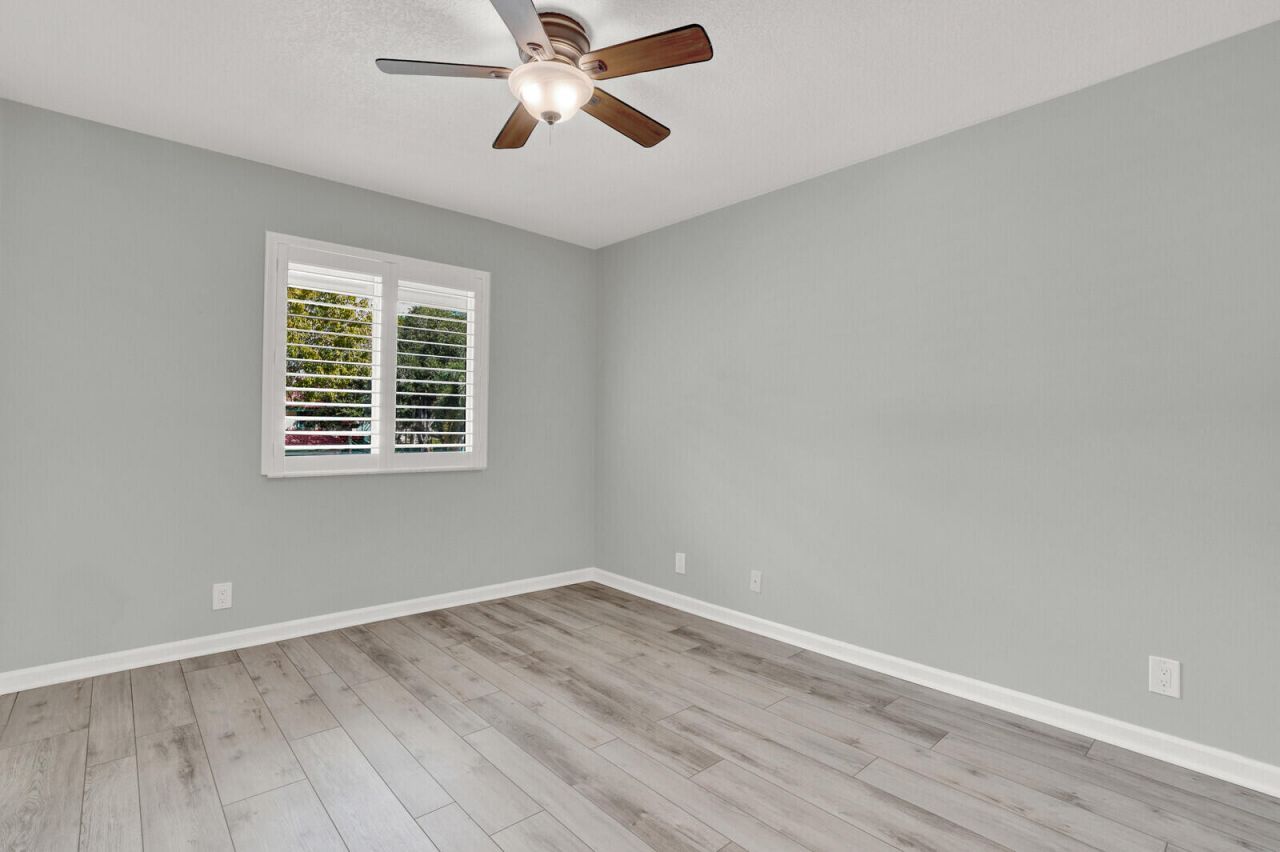 9 Lexington Lane E, Unit H, Palm Beach Gardens, FL 33418 Photo