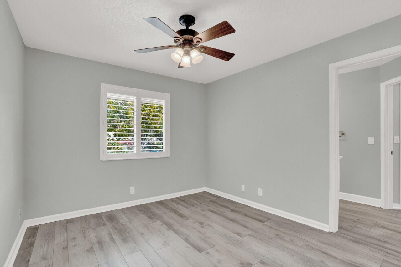 9 Lexington Lane E, Unit H, Palm Beach Gardens, FL 33418 Photo