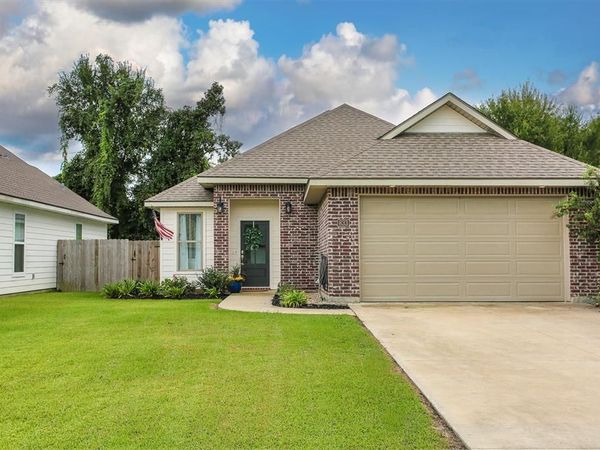 833 N Huval Drive N, Lake Charles, LA 70611