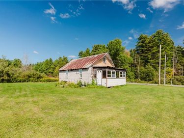 25301 County Route 93, Lorraine, NY 13659