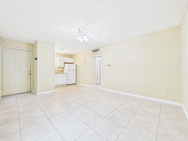1000 W 26th ST, Unit 106, Austin, TX 78705