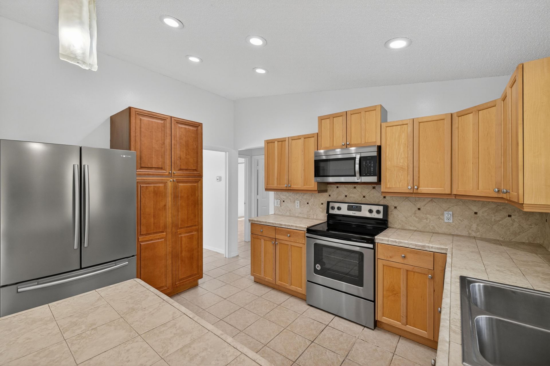 2273 SE Melaleuca Boulevard, Port Saint Lucie, FL 34952 Photo