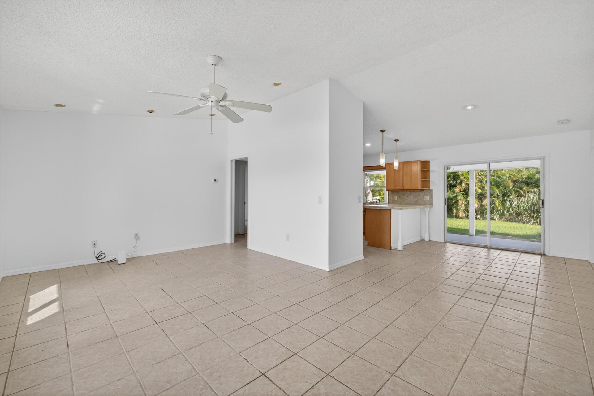2273 SE Melaleuca Boulevard, Port Saint Lucie, FL 34952 Photo