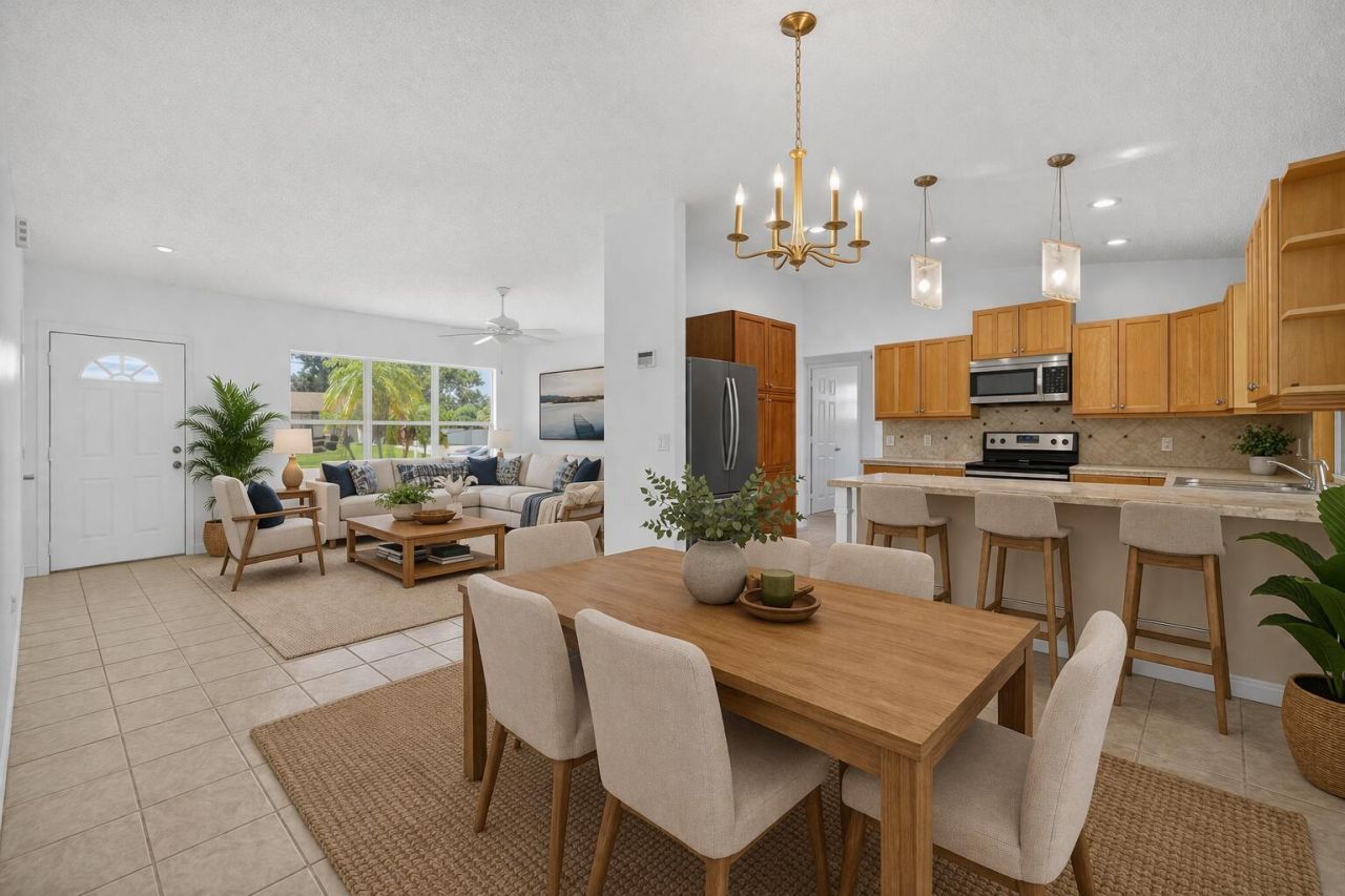 2273 SE Melaleuca Boulevard, Port Saint Lucie, FL 34952 Photo