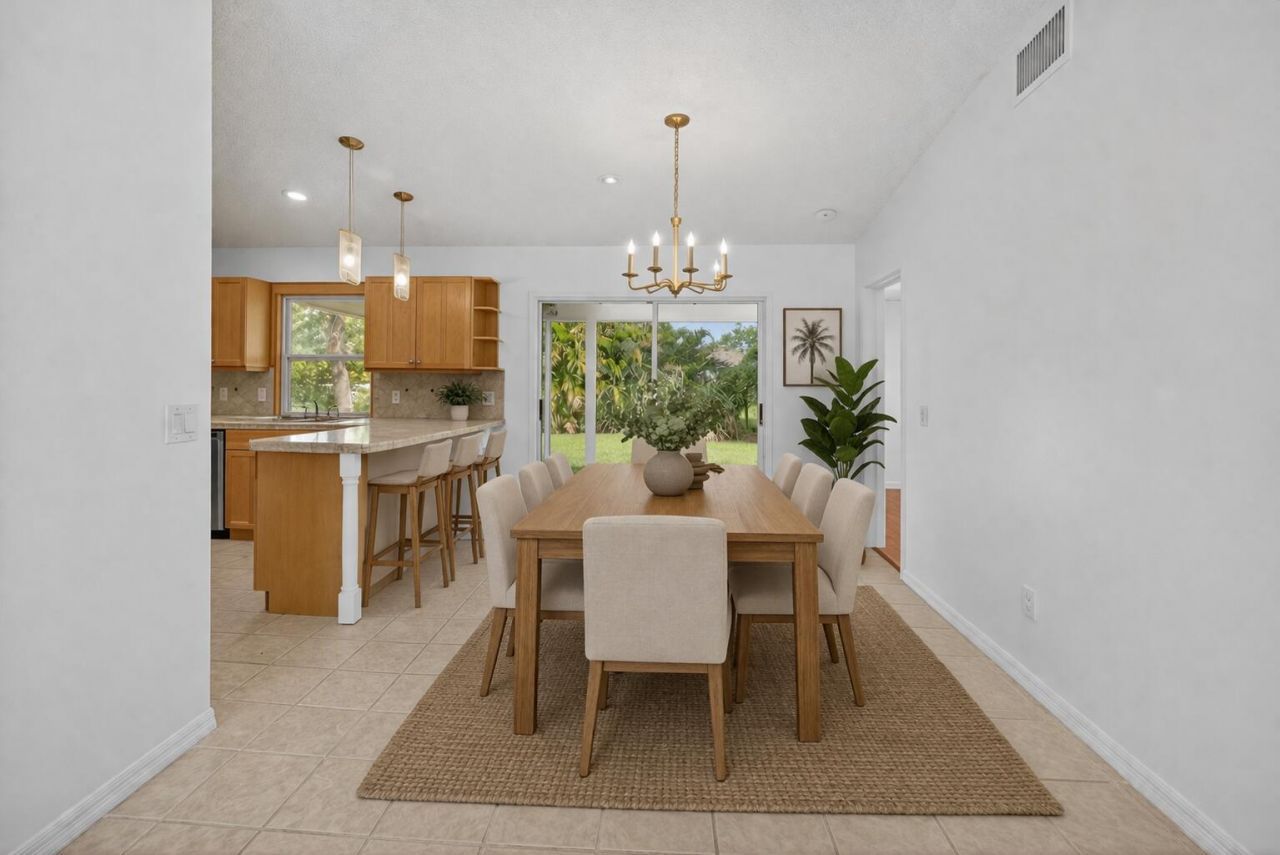 2273 SE Melaleuca Boulevard, Port Saint Lucie, FL 34952 Photo