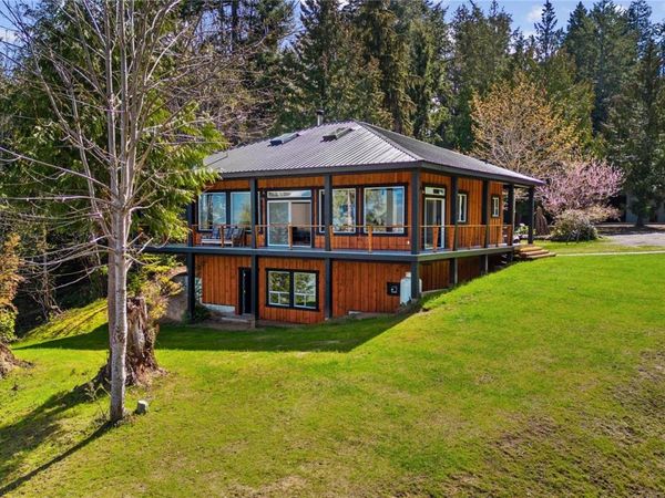 4 Mine Rd, Lasqueti Island, BC V0R 2J0
