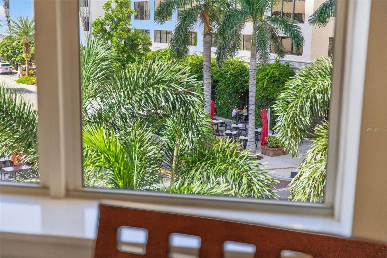 1330 Main Street, Unit 3, Sarasota, FL 34236 Photo