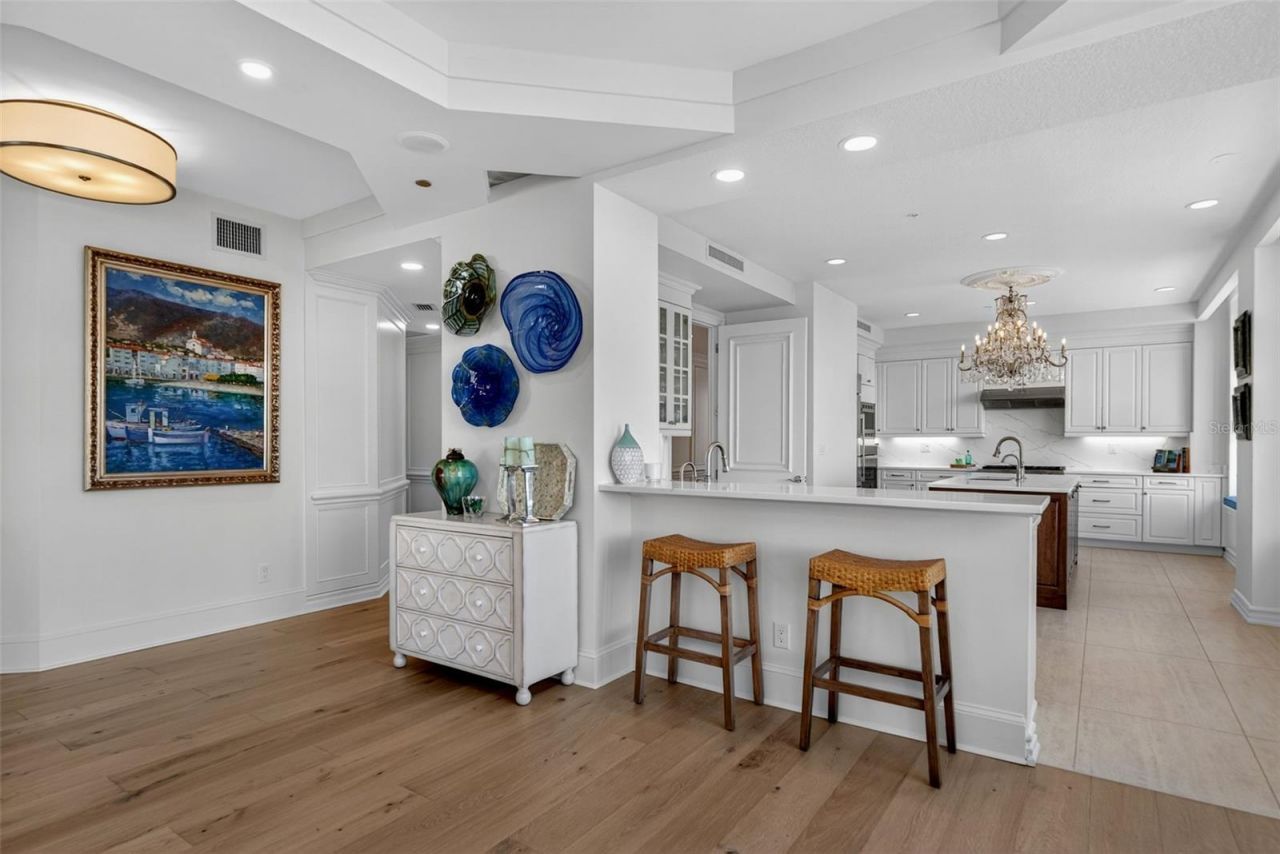 1330 Main Street, Unit 3, Sarasota, FL 34236 Photo