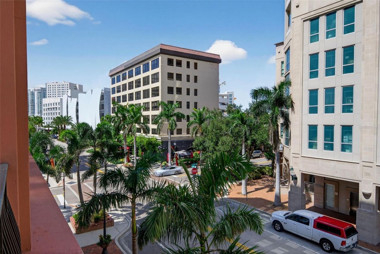 1330 Main Street, Unit 3, Sarasota, FL 34236 Photo