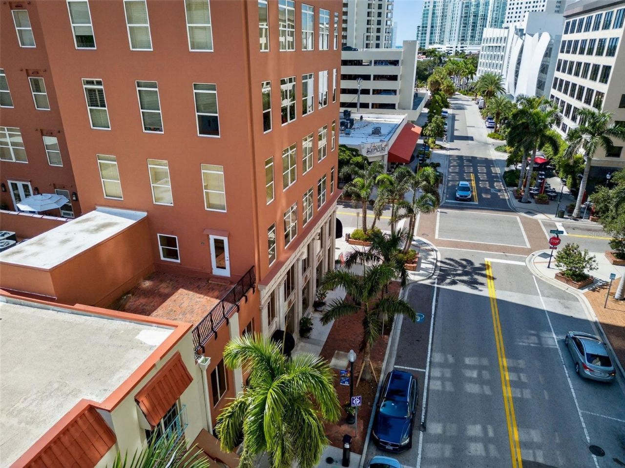 1330 Main Street, Unit 3, Sarasota, FL 34236 Photo