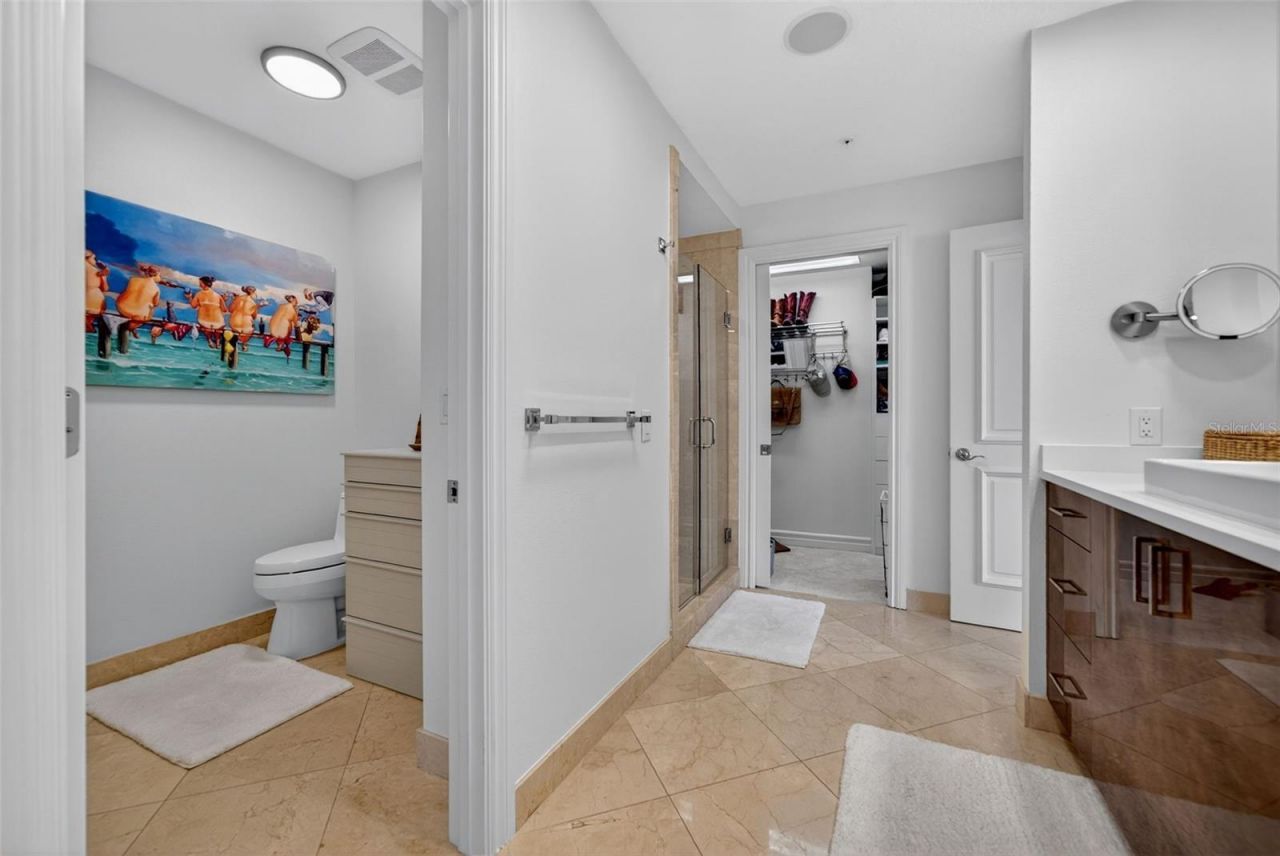 1330 Main Street, Unit 3, Sarasota, FL 34236 Photo