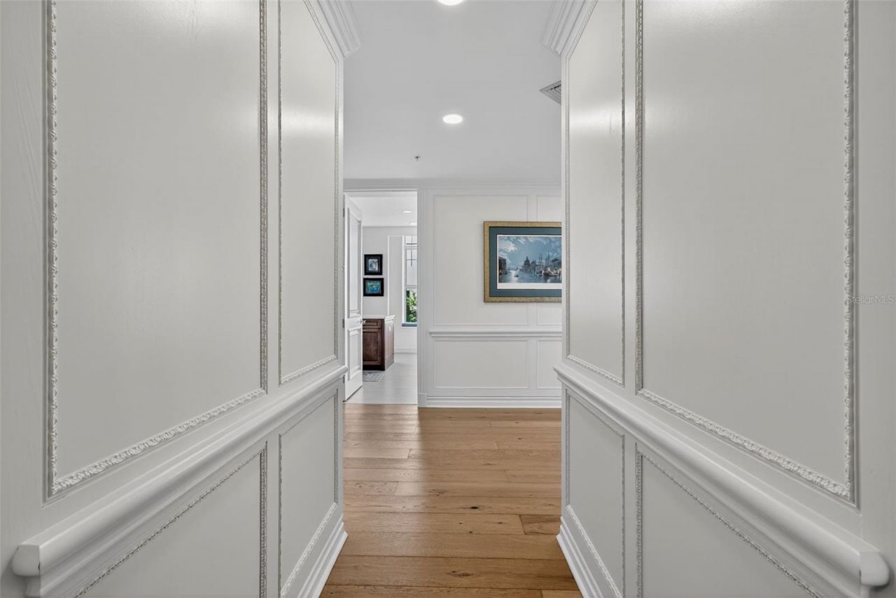 1330 Main Street, Unit 3, Sarasota, FL 34236 Photo