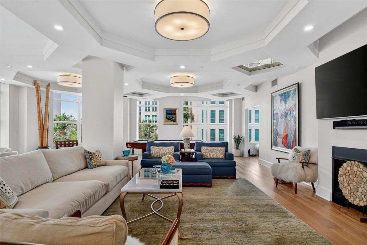 1330 Main Street, Unit 3, Sarasota, FL 34236 Photo