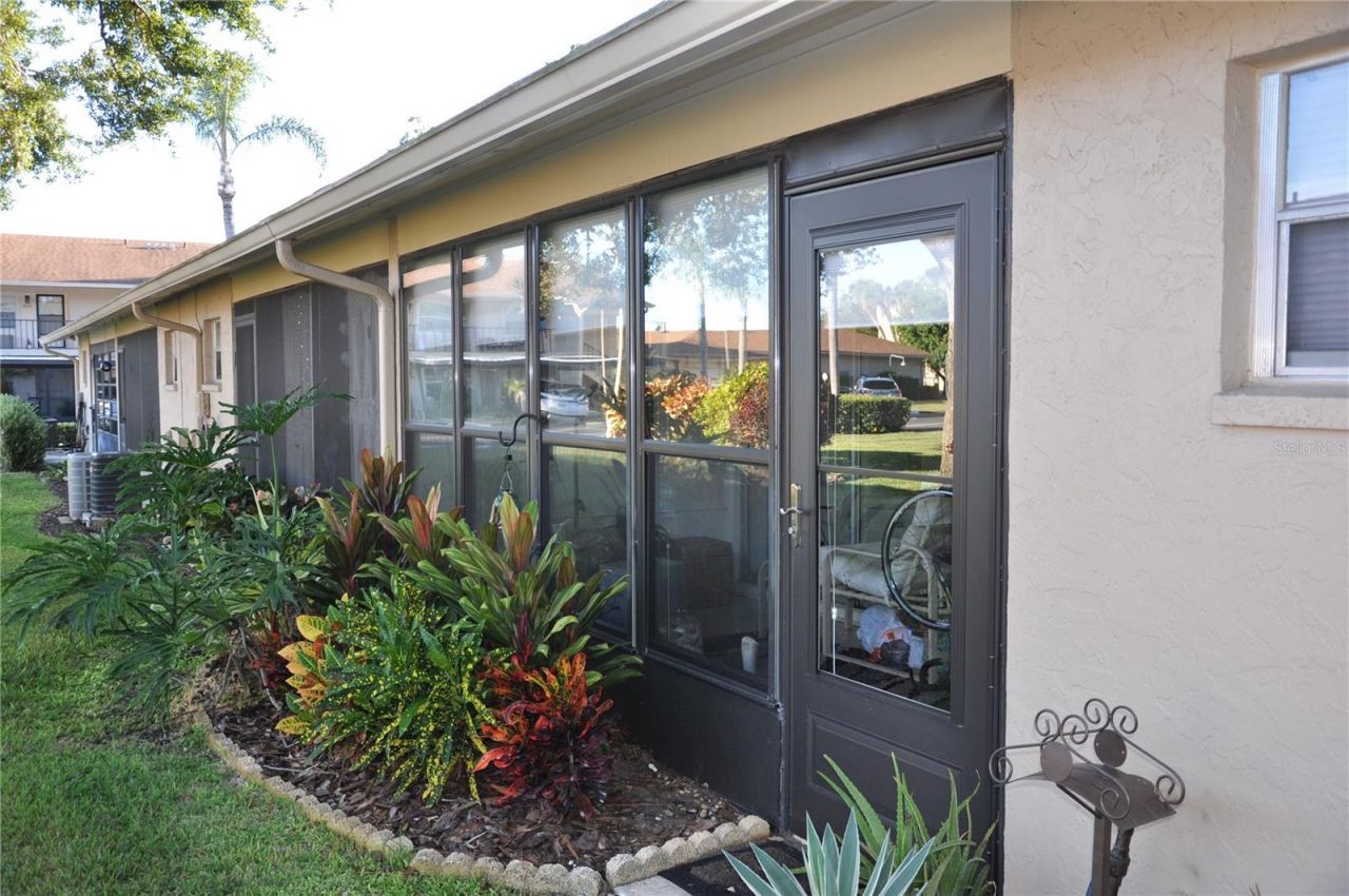 2630 Woodgate Lane, Unit G3, Sarasota, FL 34231 Photo
