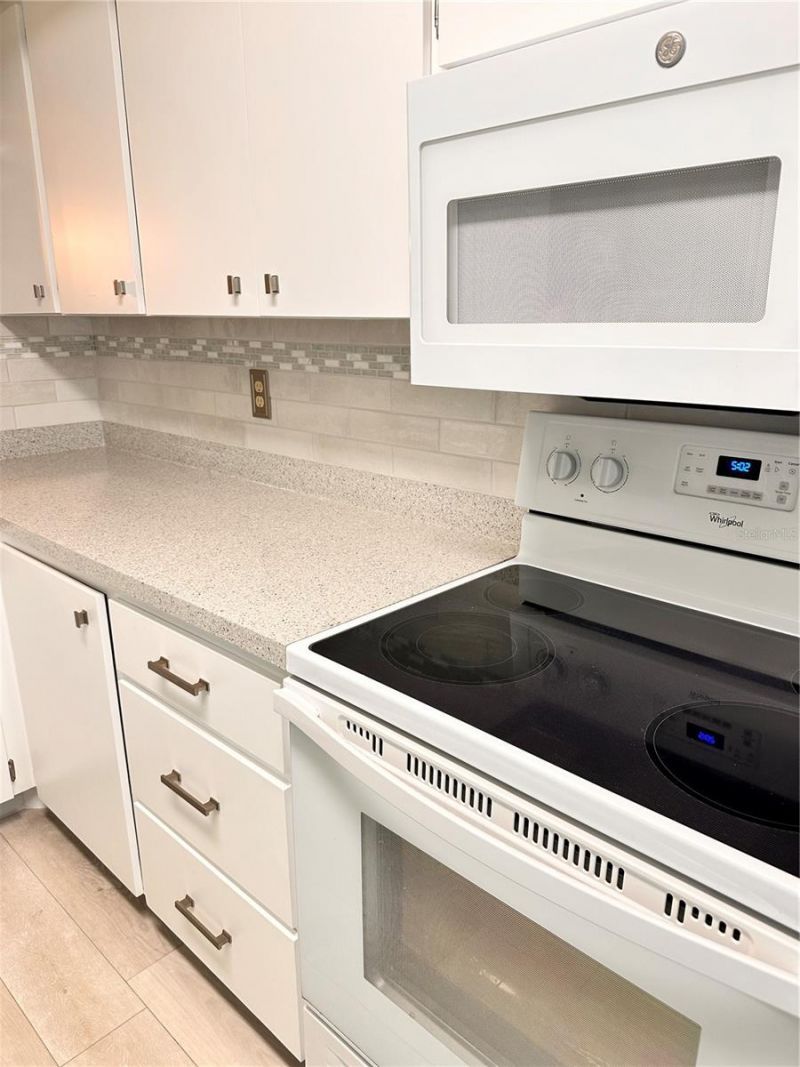 2630 Woodgate Lane, Unit G3, Sarasota, FL 34231 Photo
