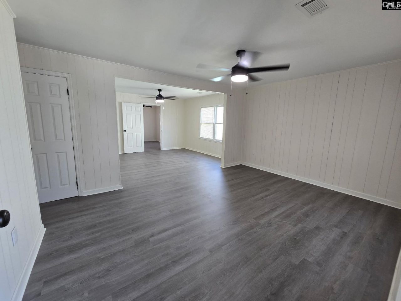 1137 Allen Street Photo 4