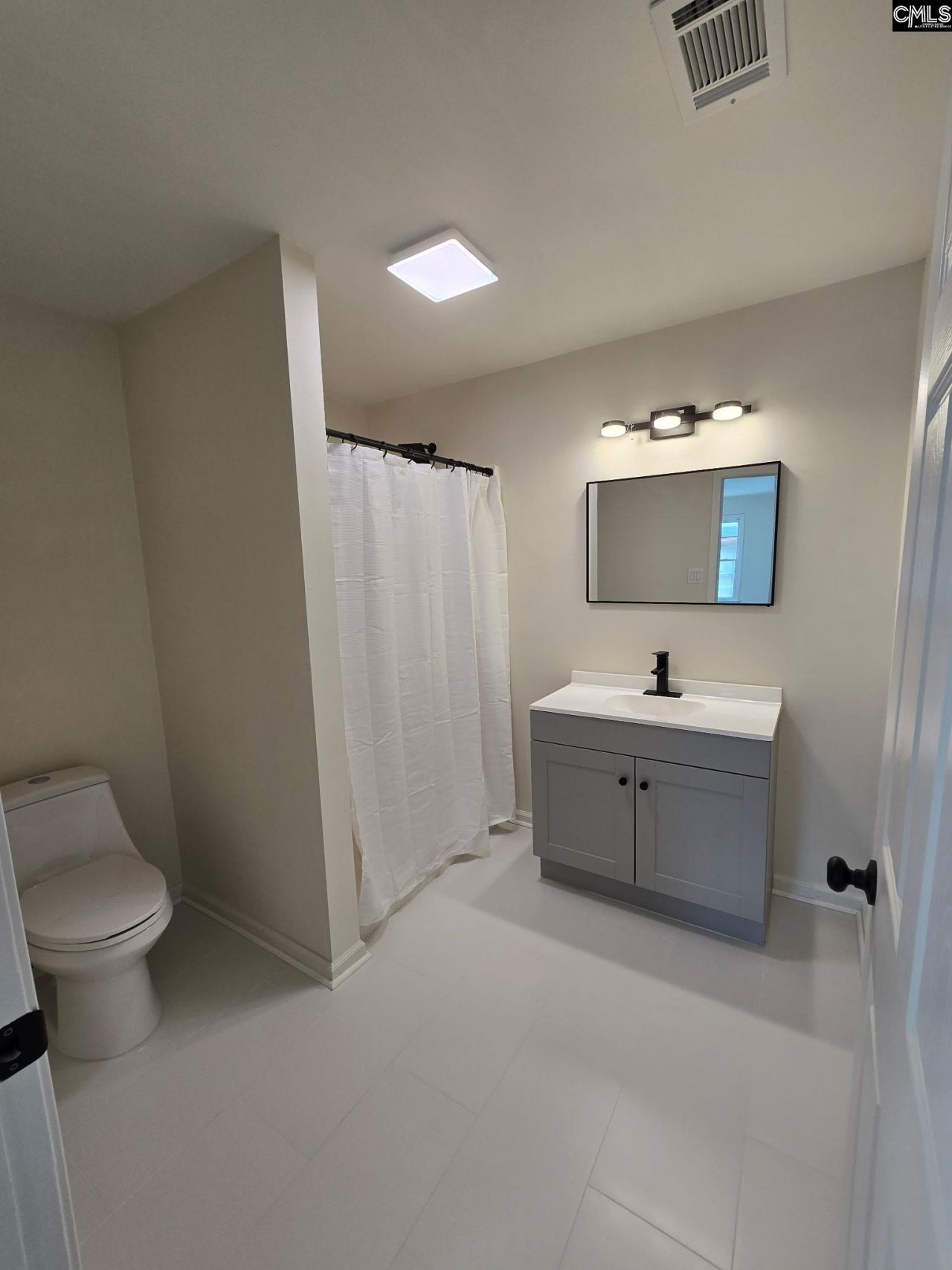 1137 Allen Street Photo 7