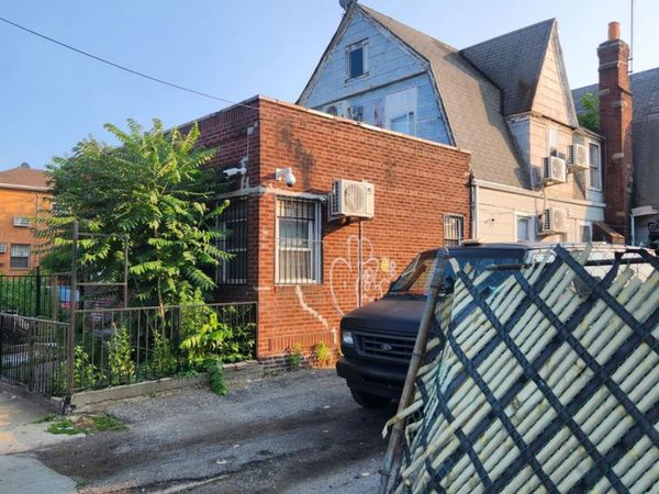 103-16 Van Wyck Expressway, Richmond Hill S., NY 11419