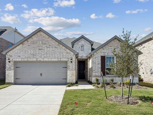 2921 Cliffside Drive, Celina, TX 75009