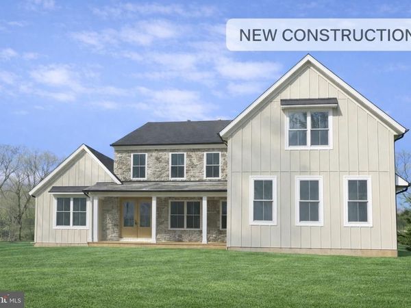 2075 FLINT HILL ROAD, COOPERSBURG, PA 18036