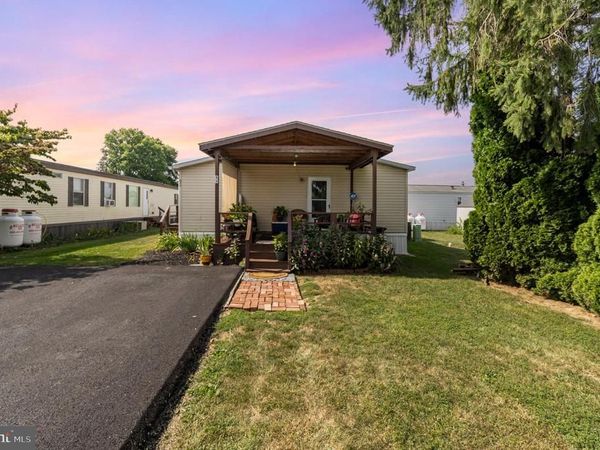 90 PENN VALLEY VILLAGE, LITITZ, PA 17543