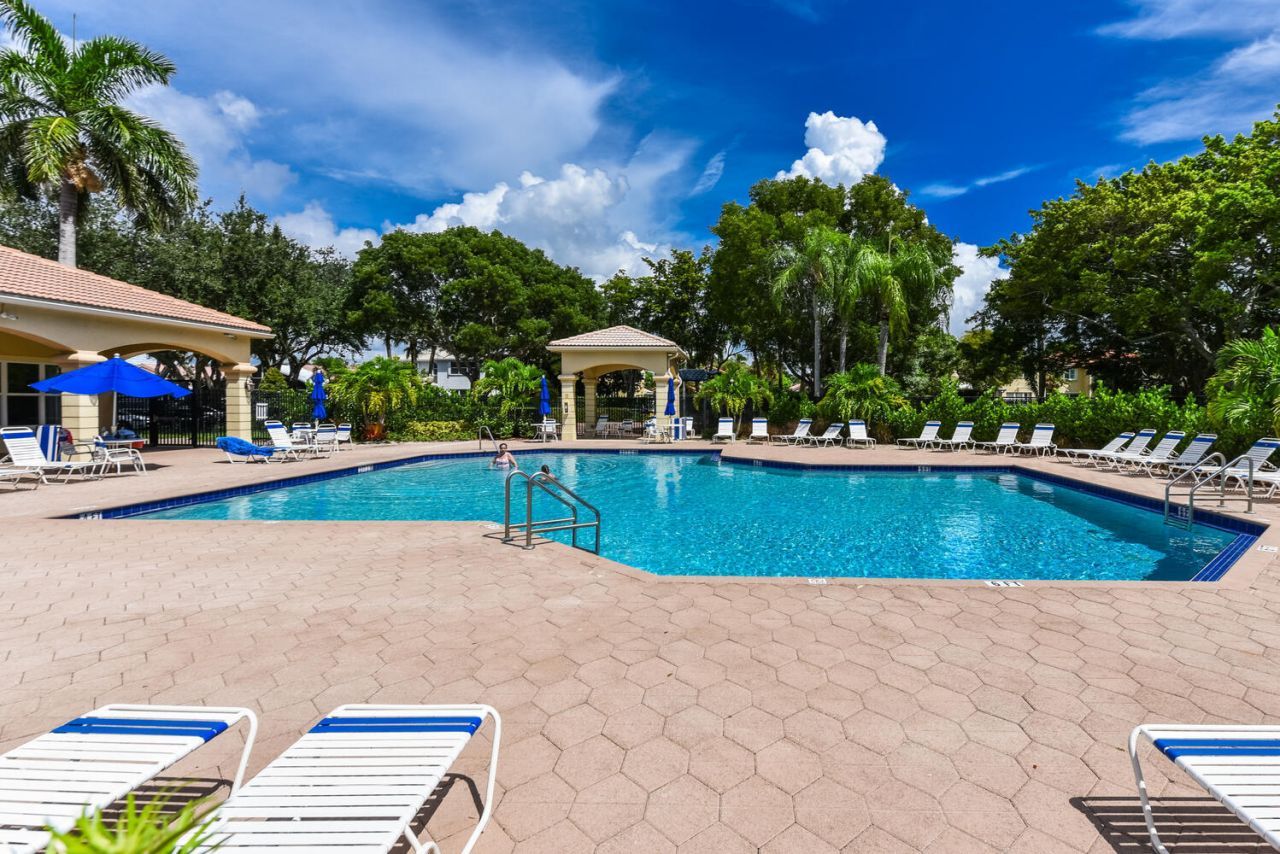 3861 Newport Avenue, Boynton Beach, FL 33436 Photo