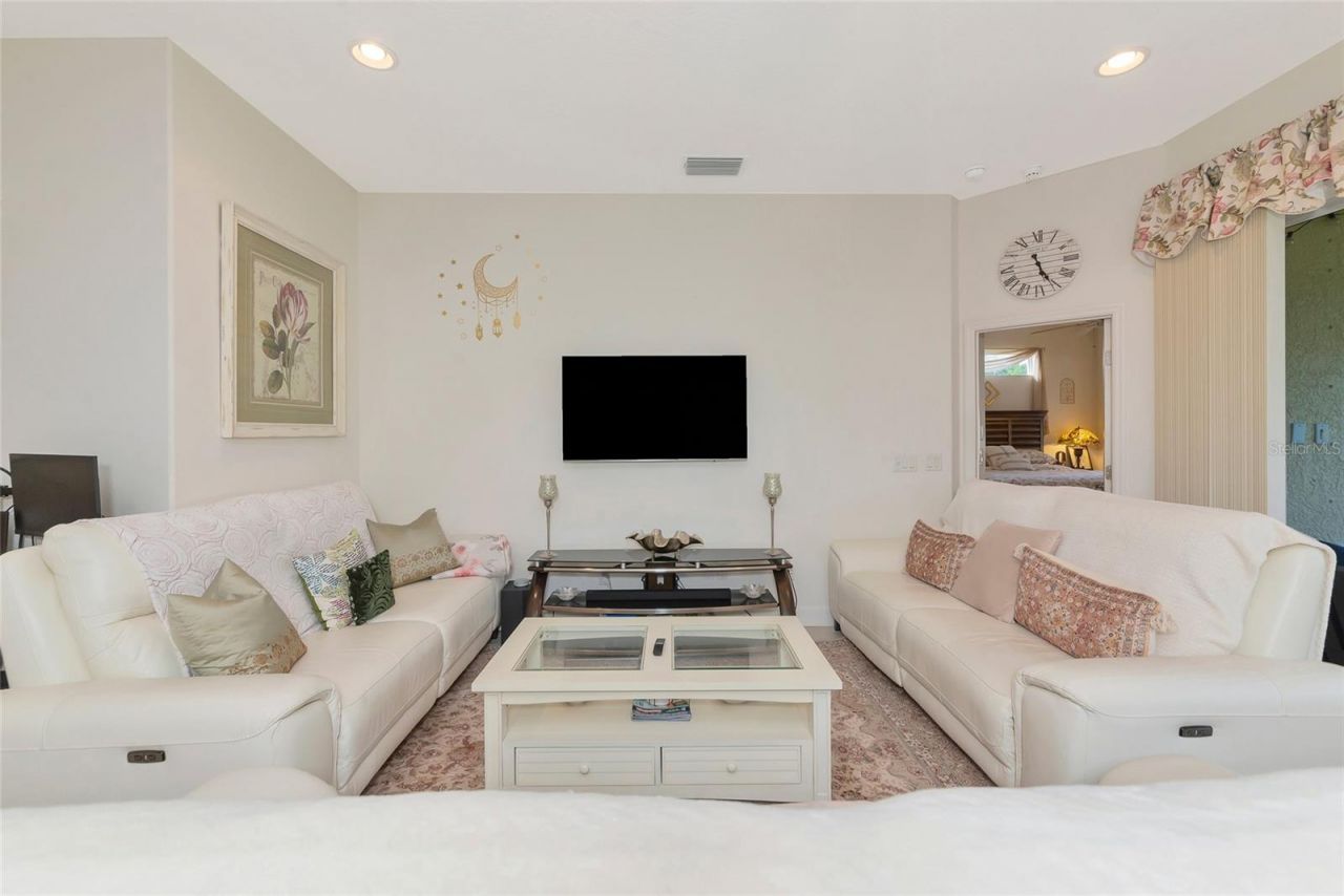 6841 74th Street Circle E, Bradenton, FL 34203 Photo